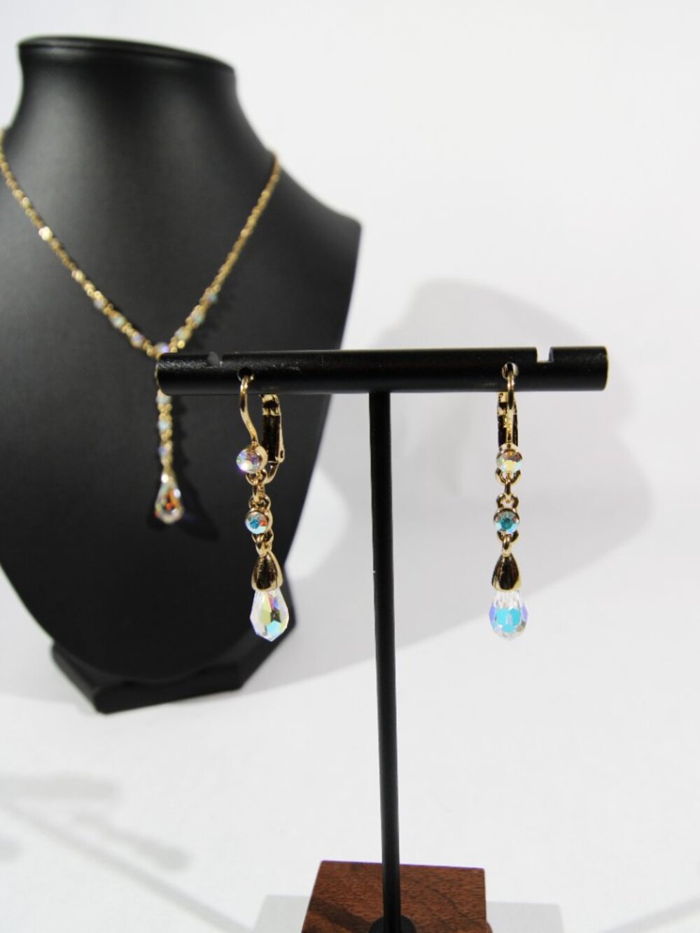 Vintage GIVENCHY Gold-Tone Crystal Y Drop Adjustable Chain Necklace & Earrings - Picture 10 of 10